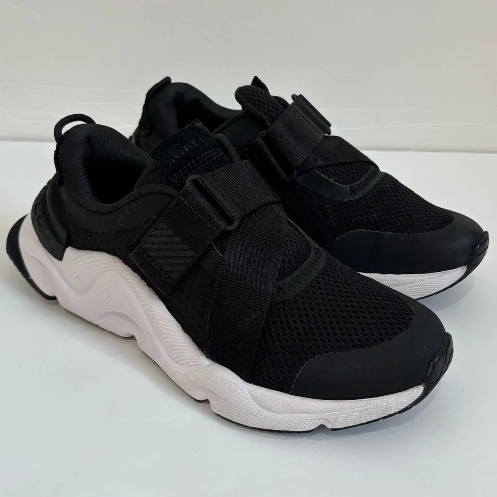 Sorel Kinetic RNEGD Sneakers Black White Hook & Loop Strap Athletic Shoes 6.5